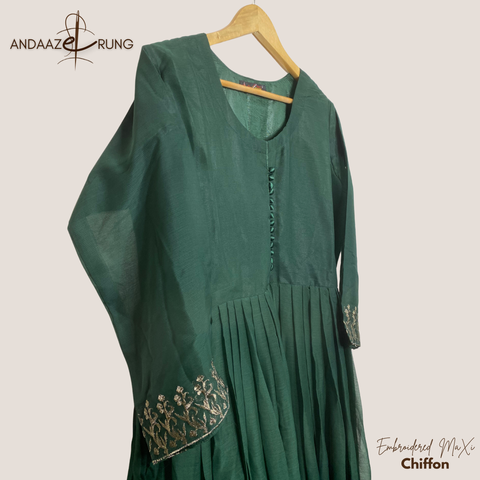 Green Embroidered Chiffon Maxi – 3 Piece Stitched Suit