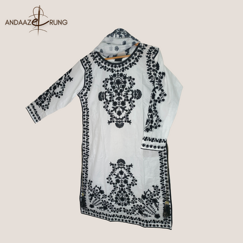 Black & White Fully Embroidered Lawn Suit – 3 Piece | Party Wear Collection