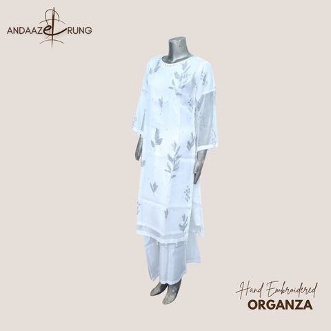 White Hand Embroidered Organza Suit – 3 Piece Stitched Formal Dress
