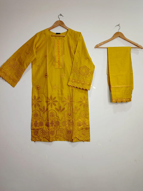 Mustard Chicken kari Embroidered Lawn Suit – 3 Piece | Soft Fabric & Digital Dupatta